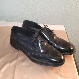 Nunn Bush black dress shoes
